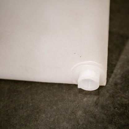 Truck Bed Bulkhead Water Tank - 12 gal