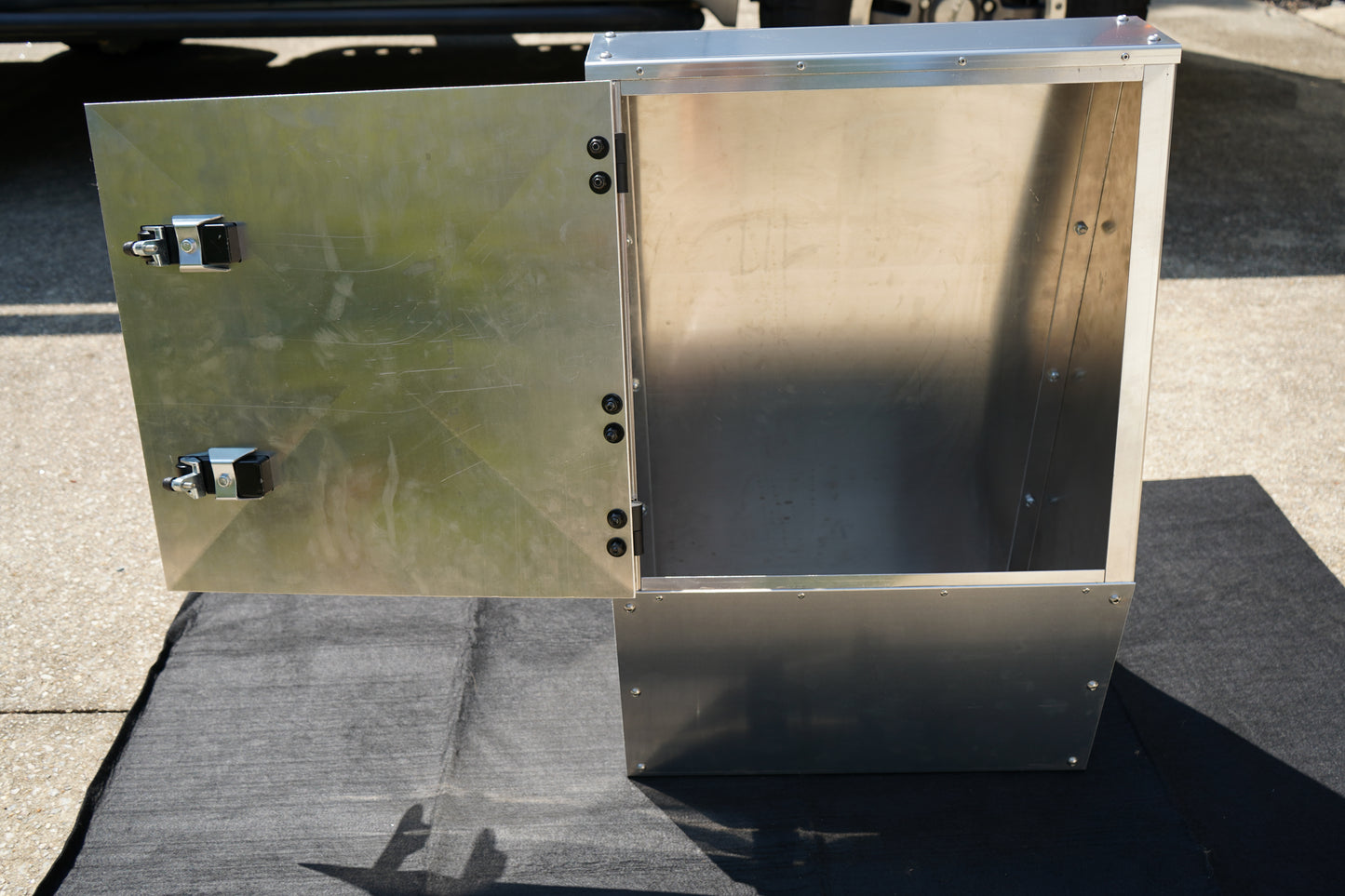 ASUB  - A4X Slanted Utility Box